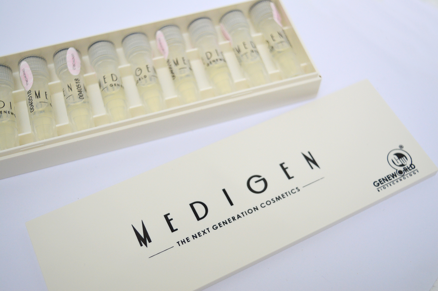 Tế bào gốc Medigen 10 tube - MEDIWORLD | Đẹp mỗi ngày