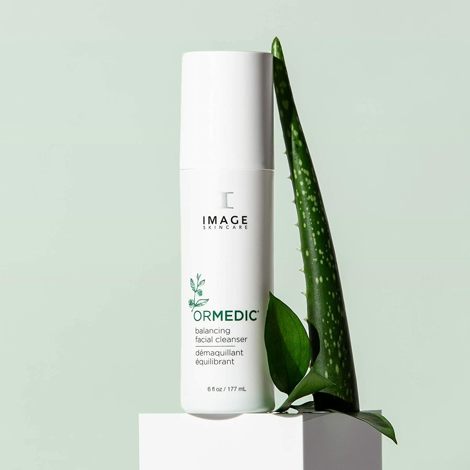 Sữa rửa mặt image Ormedic Balancing Facial Cleanser