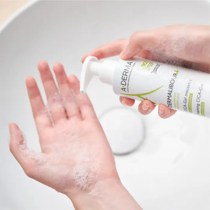 Công dụng của Gel làm sạch dịu da kích ứng A-Derma Dermalibour+ Foaming Cica-Gel